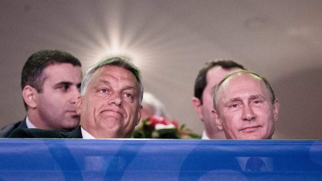  Оппозиция говорила о ценностях, за которые нужно платить, а Орбан раздавал деньги.  «Венгры не хотят платить эту цену»

