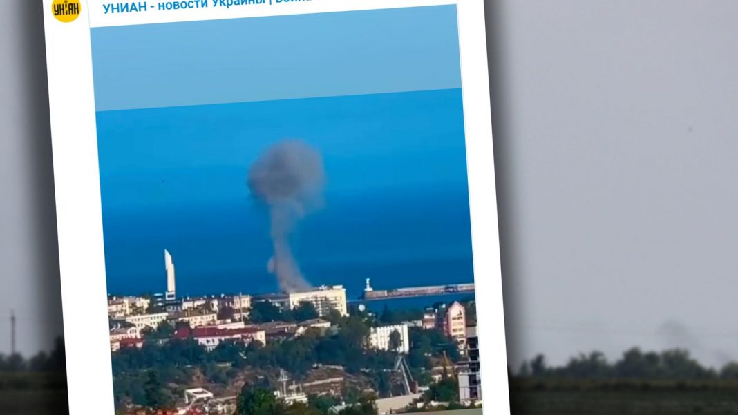  Дим над штабом Чорноморського флоту в Севастополі.  Раніше "Україна подарувала росіянам чарівний вечір"
