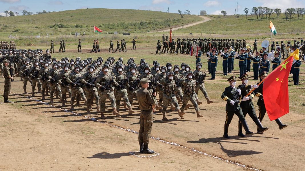  Такая же слабость есть у армий России и Китая.  Эксперты из вооруженных сил США указывают на конкретную проблему
