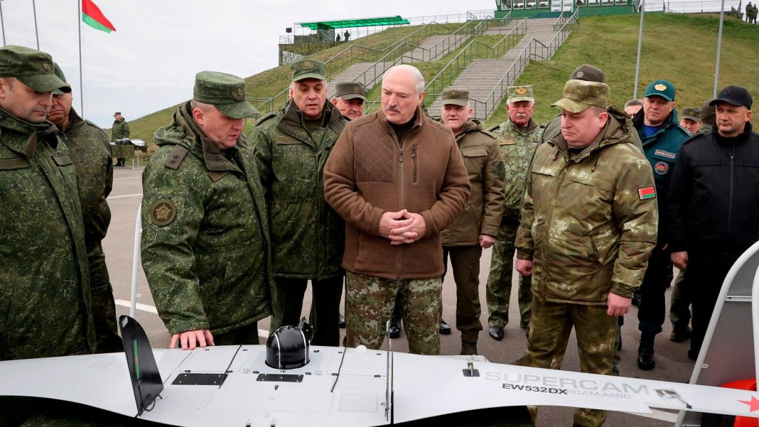  Білорусь.  Голова КДБ звинувачує США у планах нападу з Польщі.  Насправді сили дислокуються в Румунії
