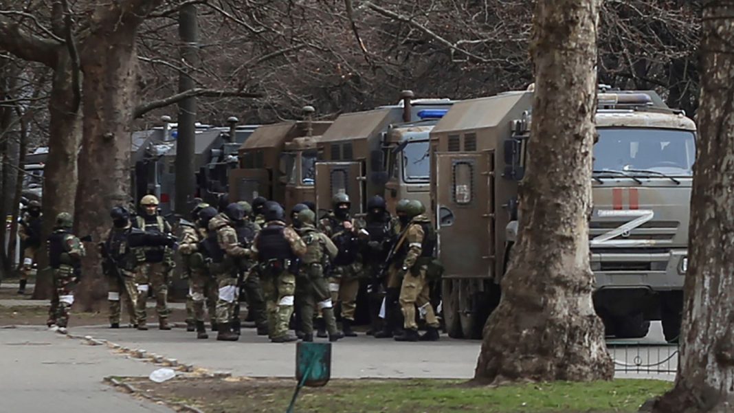  Україна.  Розвідка перехопила розмову російського солдата.  «Ми як гарматні ядра»
